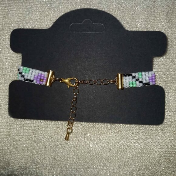 ✨ NWT Handmade Dainty Purple Flower Beaded Bracelet Stainless Steel ✨ - Picture 3 of 7